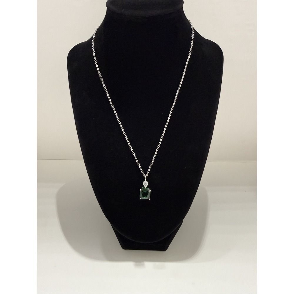 green princess cut gemstone necklace 18inch